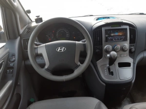 Hyundai H-1 (Grand Starex)